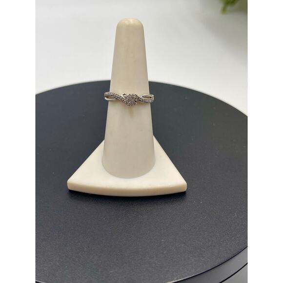 HK Designs Sterling Silver Diamond Cluster Promise Engagement Ring Sz 7.5 - Picture 10 of 10